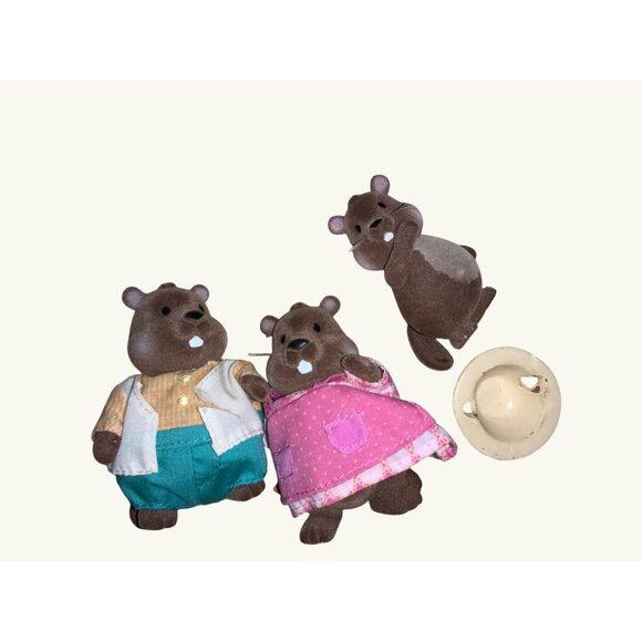 Woodzeez Toys Beaver Family Figurines Set Of 3 With Removable Clothes - Picture 2 of 12